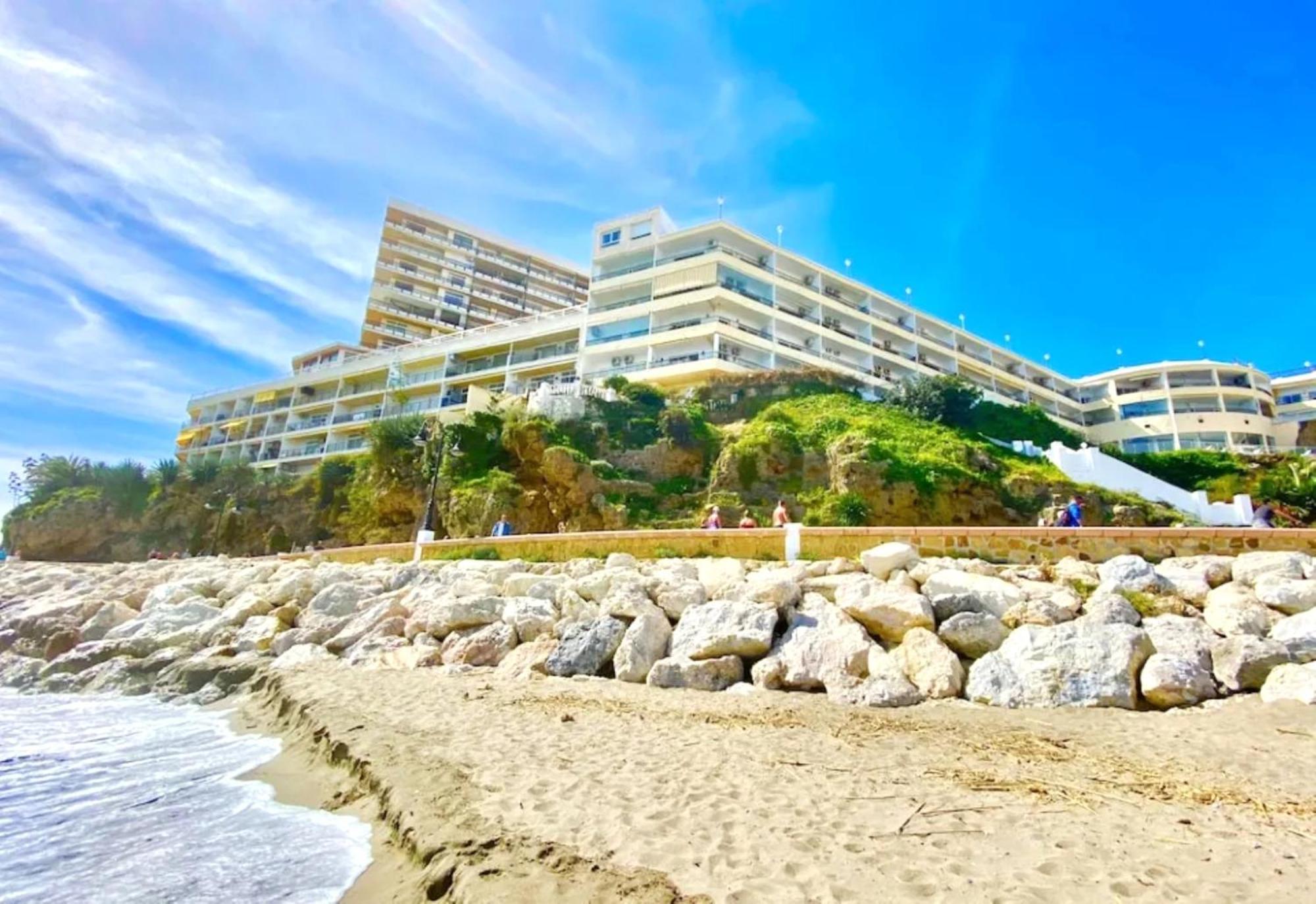 Santa Clara Modern & Exclusive Seafront Apartment Torremolinos Exterior foto